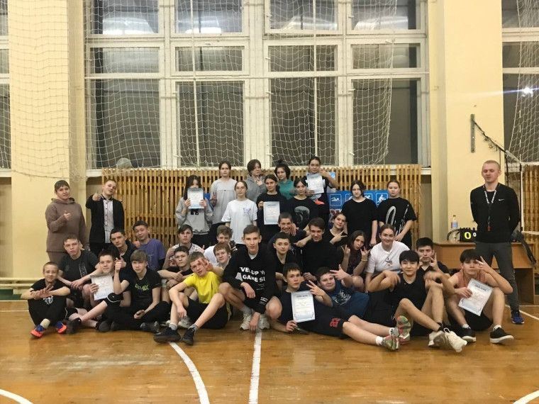 Турнир по волейболу среди сборных команд 7,8 и 9-х классов.